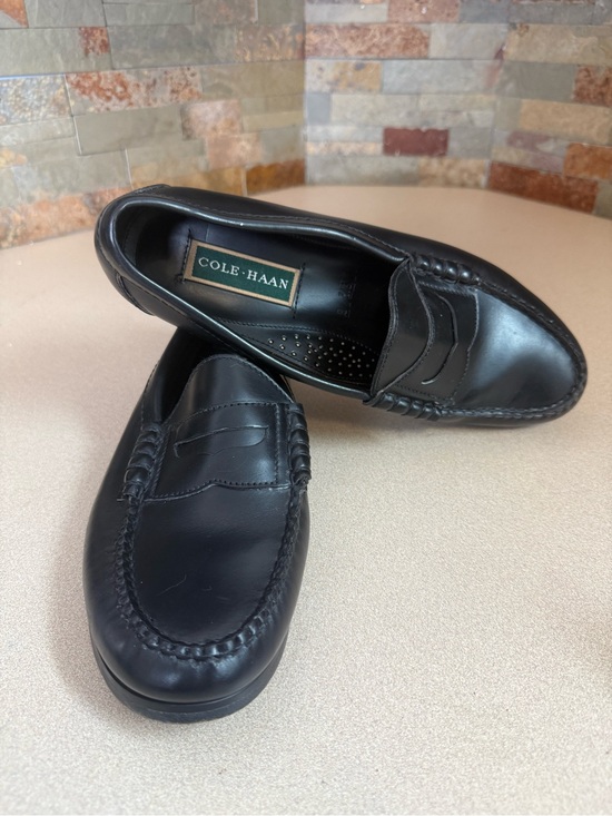 Cole Haan Shoes - Ladies Vintage 90s Cole Haan Black Leather Penny Loafers Green Label 9.5B